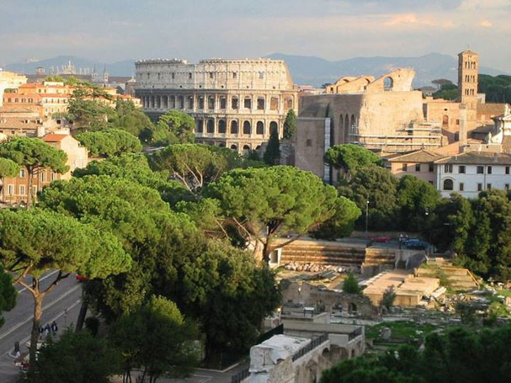 Fantástica vista do terraço do Monumento a Vittorio Emanuele II 